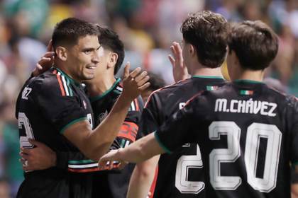 2-0. México vence en amistoso a Ghana, que jugó sin sus principales figuras
