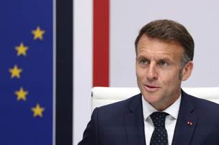 Macron asegura que los bombardeos han cesado en Líbano
