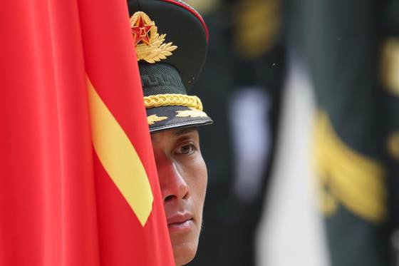 China lanza desde un submarino un misil estratégico hacia aguas del Pacífico