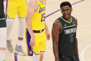 Anthony Edwards será baja varias semanas por una lesión en la rodilla