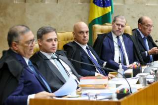 El Tribunal Supremo de Brasil aplaza la decisión sobre De Moraes en una sesión tensa