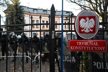 Caos institucional en Polonia por conflicto de legitimidad en el Tribunal Constitucional