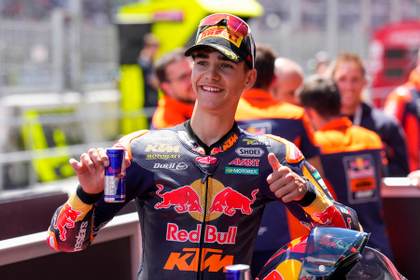 El español Brian Uriarte logra una victoria fraguada en una brillante última vuelta