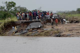 Al menos 134 muertos en Zimbabue por fuertes lluvias desde el pasado octubre