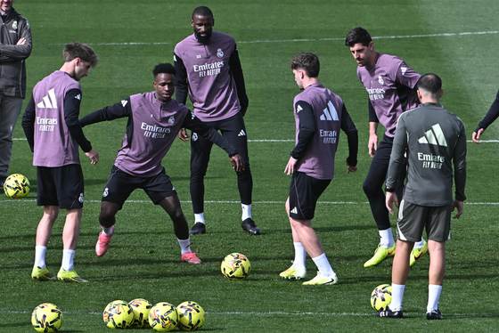 Balaídos mide las opciones ligueras de un Real Madrid de circunstancias