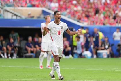 Clásico eterno con la final en juego