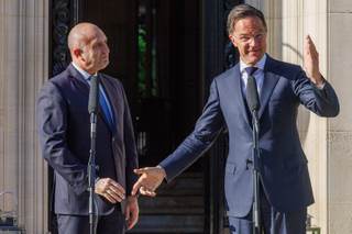 El Gobierno búlgaro, decidido a aumentar el gasto de defensa al 5 % que pide la OTAN