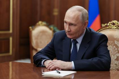 La popularidad de Putin vuelve a caer en medio de crisis de combustible, según sondeos