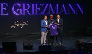 El Orlando City presenta a Antoine Griezmann