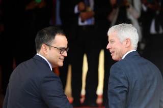 Chris Wright llega a la sede del Ejecutivo de Venezuela para reunirse con Delcy Rodríguez