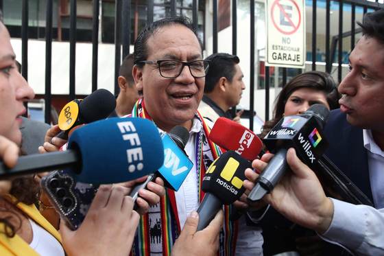 Sánchez pide a Fujimori que ambos soliciten una revisión total de la votación en Perú