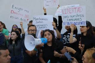 Gobernador mexicano defiende acción policial en protesta por agua sucia en Guadalajara