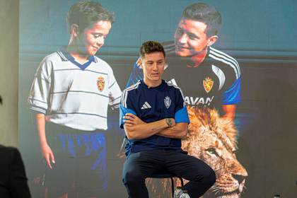 Ander Herrera, presentado como nuevo jugador del Zaragoza tras su paso por Boca Juniors