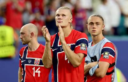 Del remo vikingo al Haaland más humano: así conquistó Noruega a la afición en el Mundial