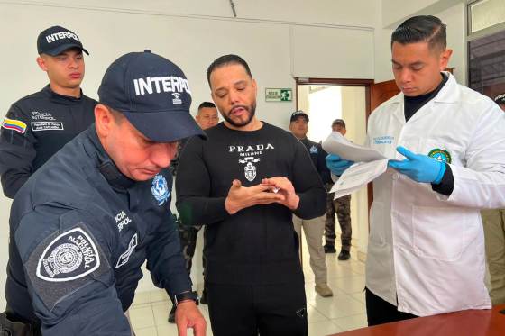 Colombia extradita a EEUU a un dominicano vinculado a red relacionada con operación Falcón