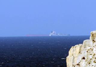 Irán dice haber atacado dos buques y base de EEUU en Jordania y 18 petroleros y barcos
