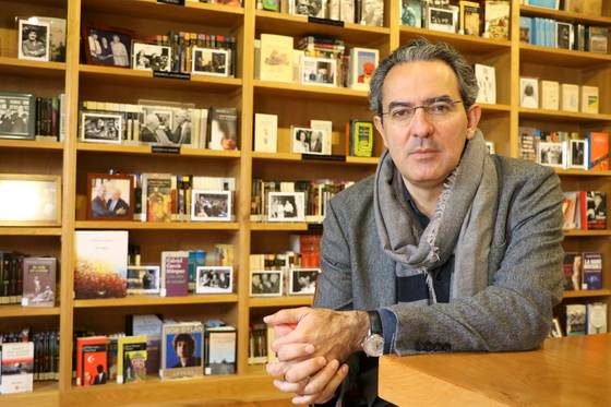 Juan Gabriel Vásquez: La literatura es lugar de duda frente al juicio constante de redes