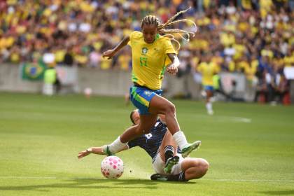 3-1. Brasil golea a Argentina en un amistoso en preparación para el Mundial