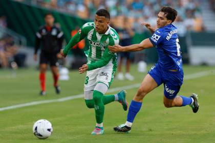 Deossa juega de Deossa
