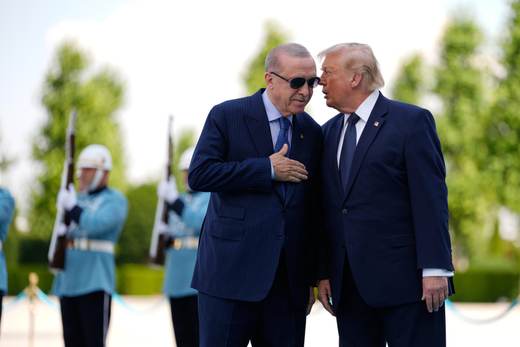 Trump confirma que EE.UU. está considerando vender cazas F-35 a Turquía