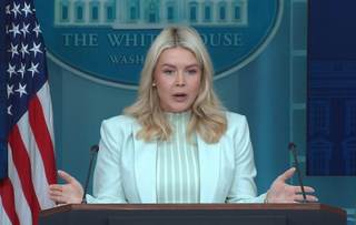 La Casa Blanca decidirá "caso por caso" si permite la llegada de otros petroleros a Cuba