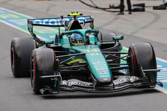 Alonso: Salimos bien, entramos en el top 10, pero luego tuvimos que abandonar por asiento