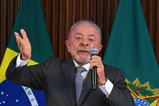 El PT de Lula busca acercarse al voto evangélico con una carta "al servicio de la vida"