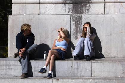 Francia pone 8 departamentos en alerta naranja por un episodio de calor "inusual"