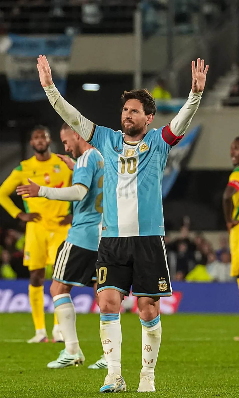 Messi, tras despedirse de la selección: “Ya extraño vestir la celeste y blanca”