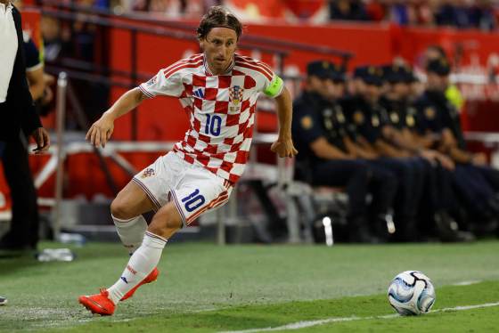 Modric prevé reacción con España y dice: ″Veremos si dejo la selección en un mes o un año″