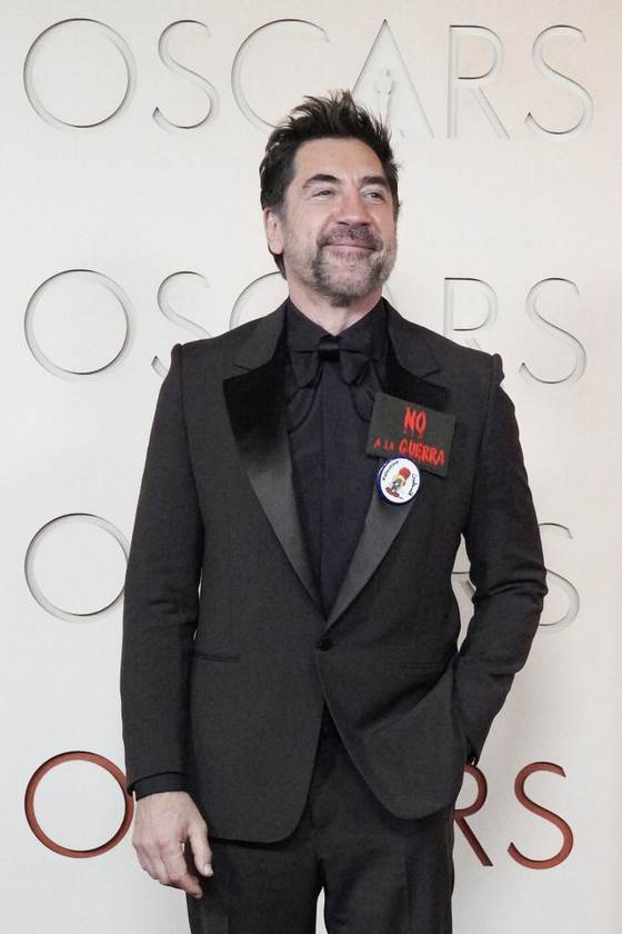 Bardem carga en los Óscar contra el conflicto en Oriente Medio y asegura que es "ilegal"