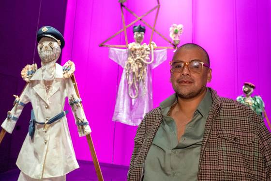 Naufus Ramírez relata en Nueva York la represión al teatro en la guerra civil de Guatemala