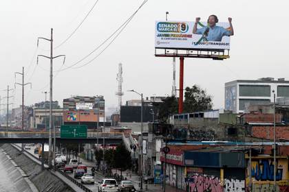 De las redes a la política: candidatos mediáticos irrumpen en las elecciones colombianas
