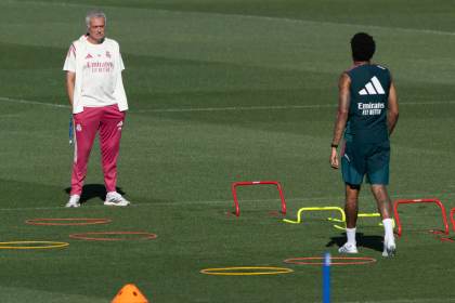 Militao vuelve a participar en el entrenamiento del Real Madrid, el segundo de la semana