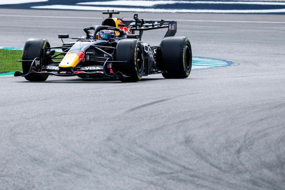 Verstappen lidera los ensayos en Malasia, sede del aplazado Gran Premio de Bareín