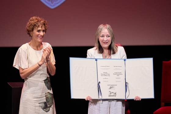 Aurora Beltrán recoge en Navarra el Premio Príncipe de Viana de la Cultura 2026