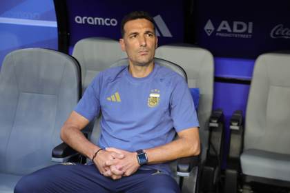 Scaloni admite que Argentina sufrió "demasiado" ante Cabo Verde