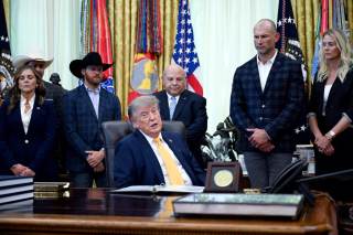 Trump dice que México no tiene nada que ofrecer a EEUU, solo "tamales picantes y tomates"