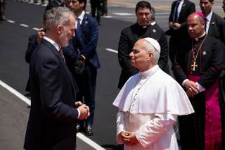 El papa agradece a España su acogida "con gran entusiasmo y devoción" durante su viaje