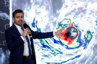 México confirma un muerto por el huracán Simón, que amenaza ahora a Nayarit y Sinaloa