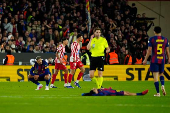 3-0. El Barça rozó la proeza ante un Atlético que regresa a una final trece años después