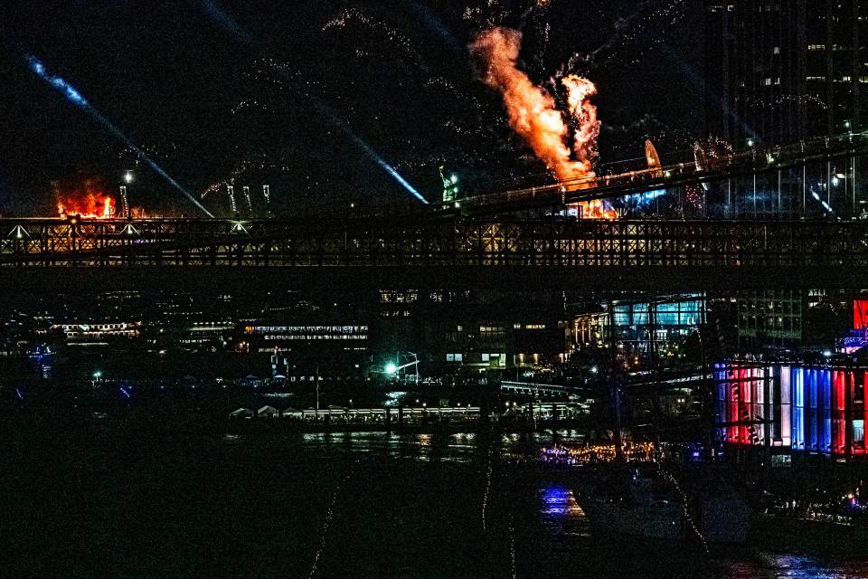 Washington se ilumina con histórico show de fuegos artificiales por los 250 años de EE.UU.