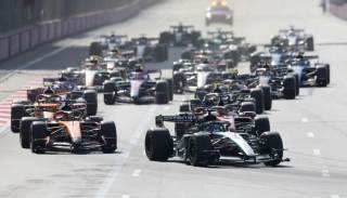 Russell gana el Gran Premio de Azerbaiyán, donde Antonelli acabó quinto