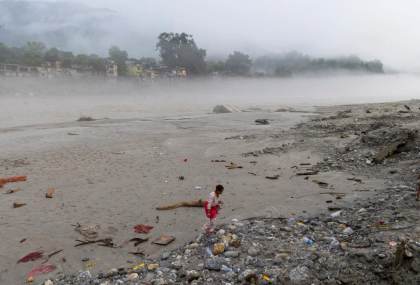 Nepal reporta casi 1.400 muertos y mantiene en más de 4.000 los desaparecidos tras riada
