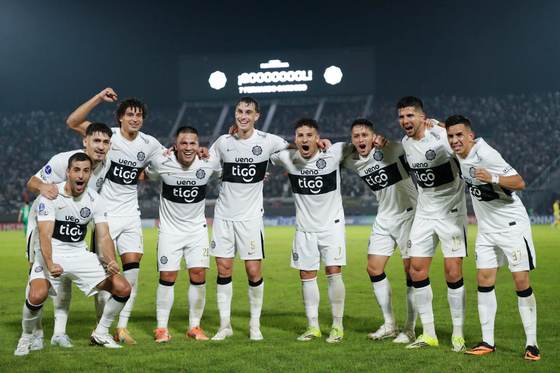 3-1. Olimpia avanza a octavos de la Sudamericana tras 4 minutos de furia goleadora