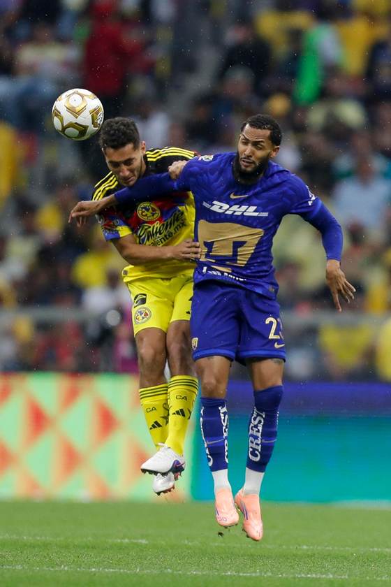 El uruguayo Sebastián Cáceres, del América mexicano, sufrió fractura y trauma ocular