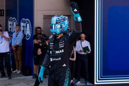 Russell se reivindica en Montmeló con su tercera 'pole' del año