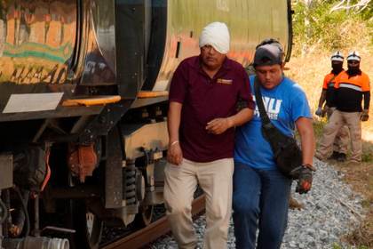 Jueza cierra caso por descarrilamiento de tren en sur de México y libera a dos procesados