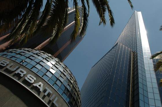 La Bolsa de México avanza un 1,37 %, rompe la racha negativa y sube a 69.197,57 unidades