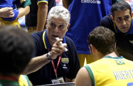 Moncho Monsalve, ex técnico de República Dominicana y Brasil, fallece a los 81 años